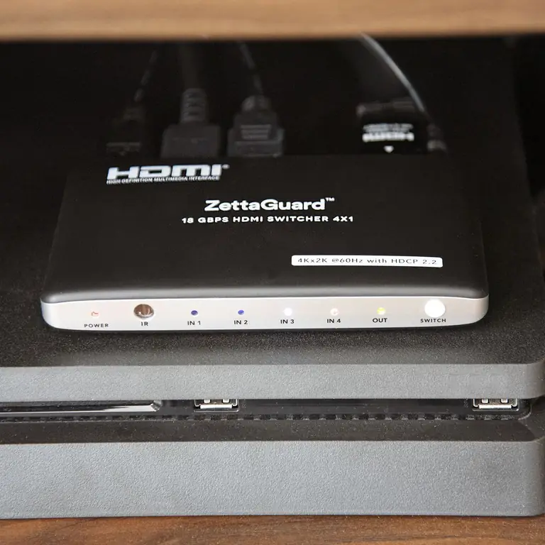 thumbnail image 2 of ZettaGuard ZW510 5-Port HDMI 2.0 Switch – 4K 60Hz, 18Gbps, With IR Remote Control 2 of 4